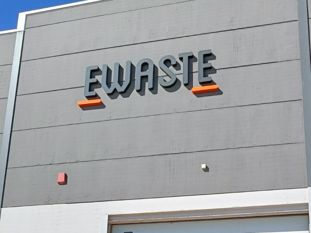 Fachada Ewaste Gran Canaria